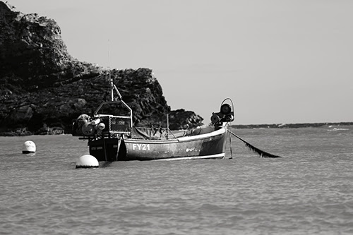 Boat Monochrome 70-200mm