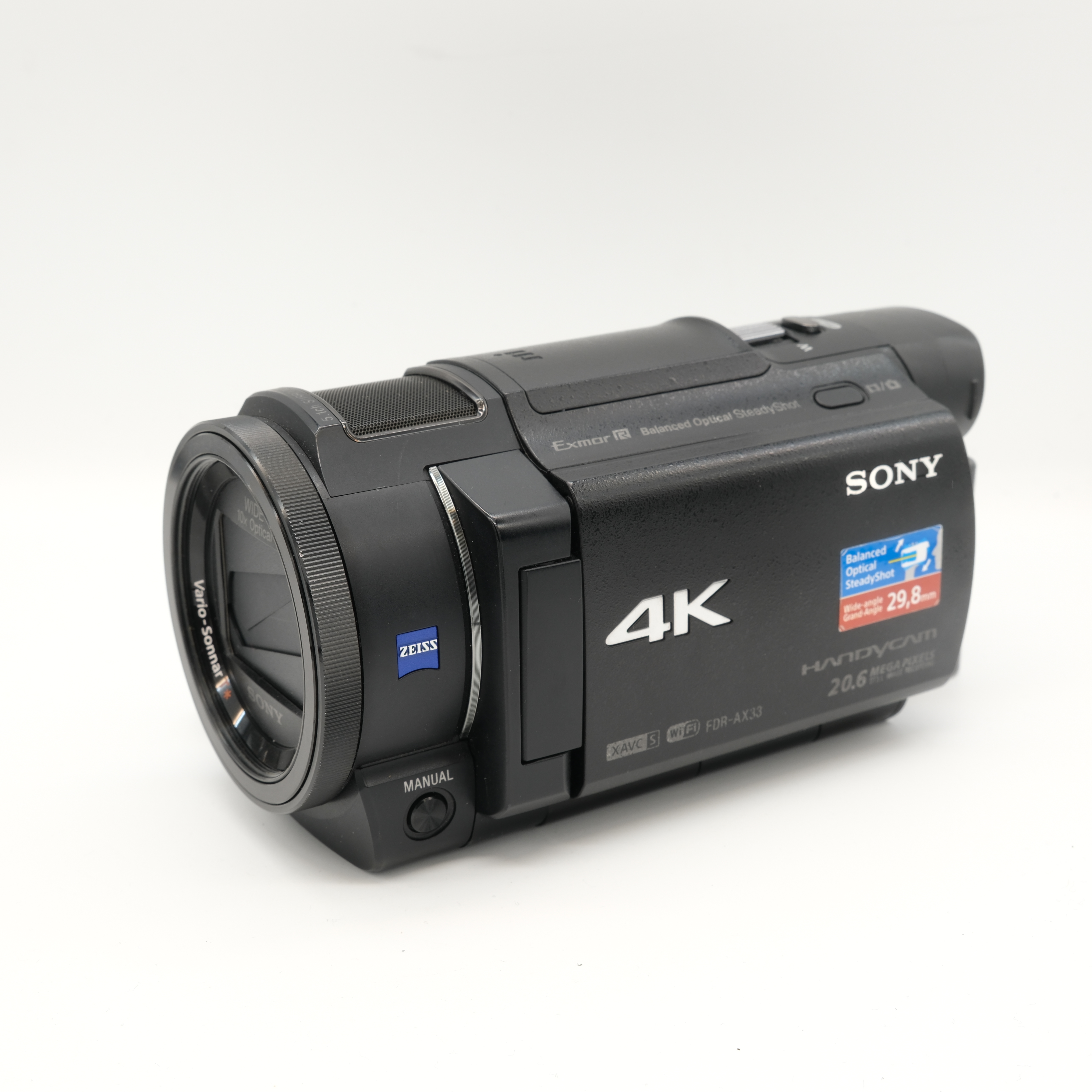 ax33 4k handycam